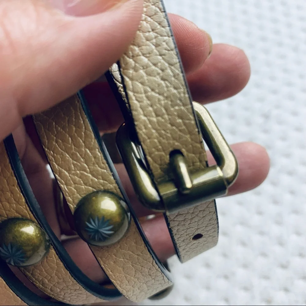 Eddie Bauer genuine leather gold studded belt Sz Large
